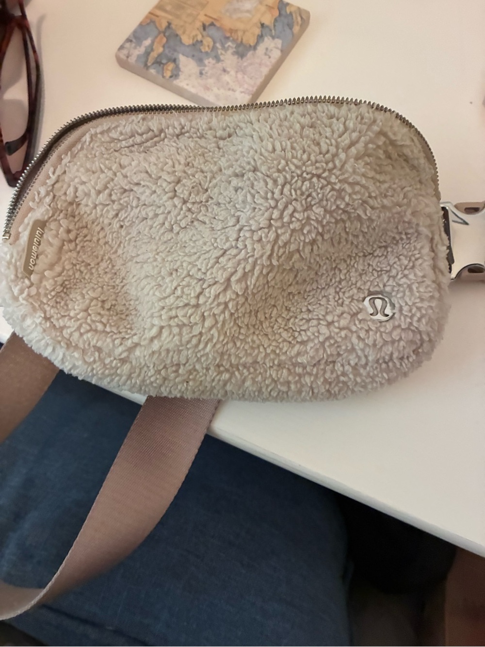 lululemon athletica Sherpa Crossbody Belt Bag - Cream